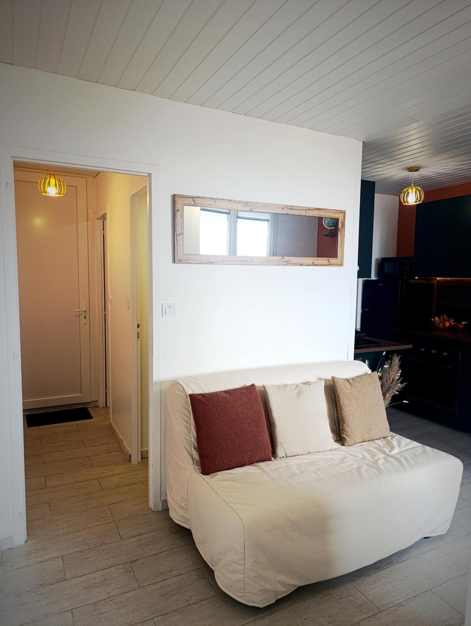 Appartement Face Mer 4 Personnes Linge De Maison Et Papier Toilette Non Fournis Сент-Илер-де-Рье Экстерьер фото